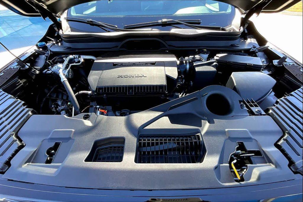 new 2025 Honda Pilot car, priced at $50,895