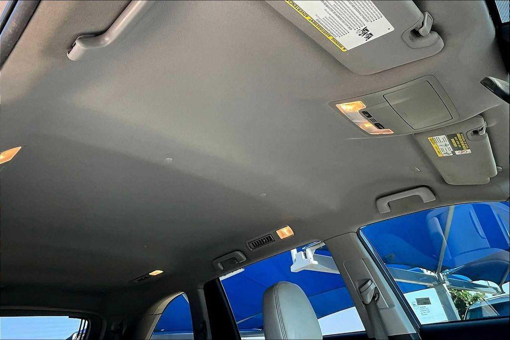 used 2019 Toyota Highlander car, priced at $18,675
