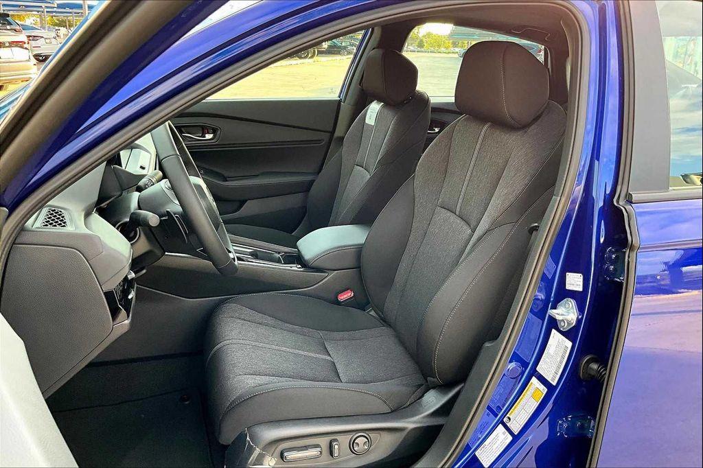 new 2025 Honda Accord Hybrid car, priced at $35,305