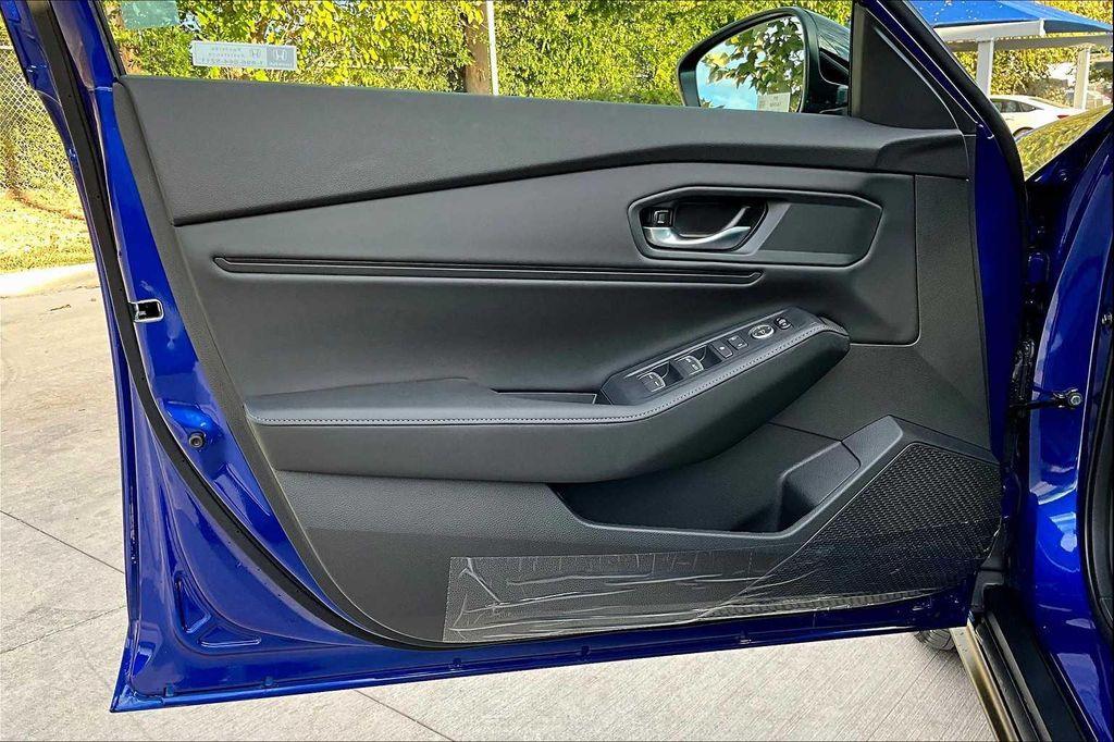 new 2025 Honda Accord Hybrid car, priced at $35,305