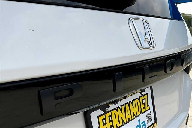 used 2024 Honda Pilot car, priced at $43,492