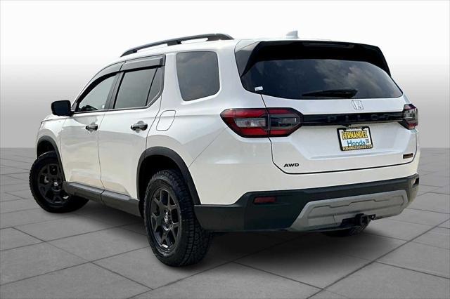used 2024 Honda Pilot car, priced at $43,492