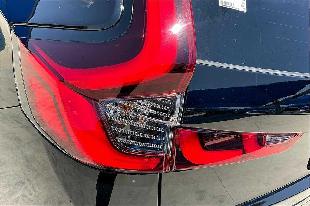 new 2026 Honda CR-V Hybrid car, priced at $39,640