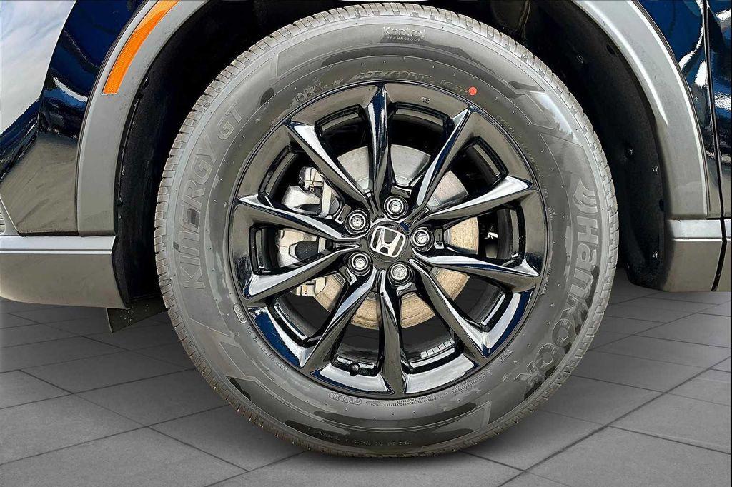 new 2026 Honda CR-V Hybrid car, priced at $39,877