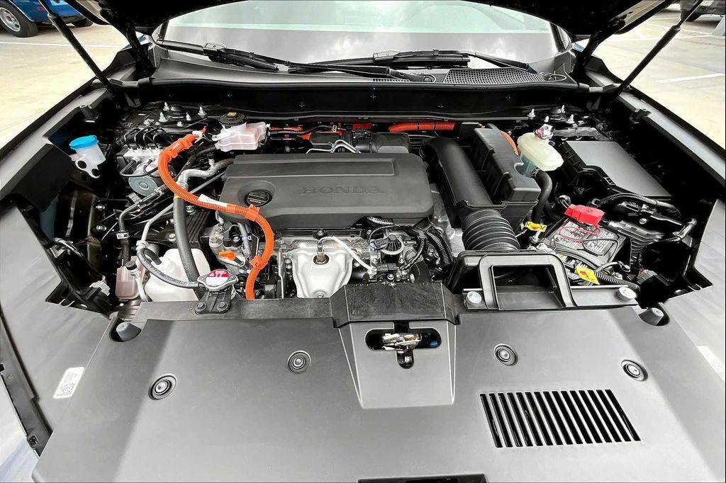 new 2026 Honda CR-V Hybrid car, priced at $39,877