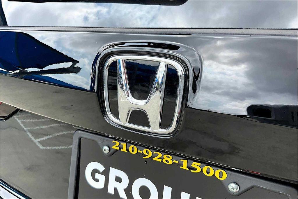 new 2026 Honda CR-V Hybrid car, priced at $39,877