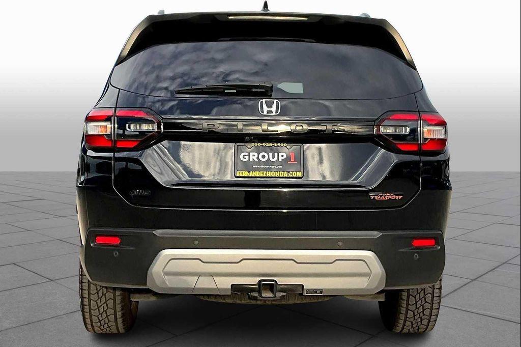 used 2025 Honda Pilot car, priced at $42,984