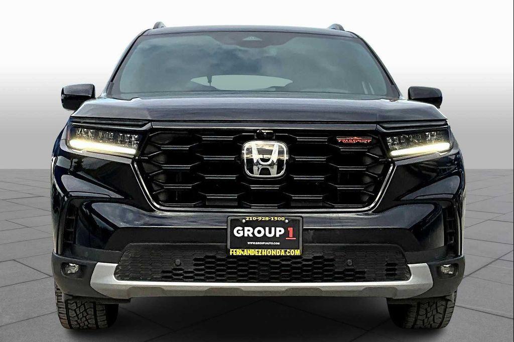 used 2025 Honda Pilot car, priced at $42,984