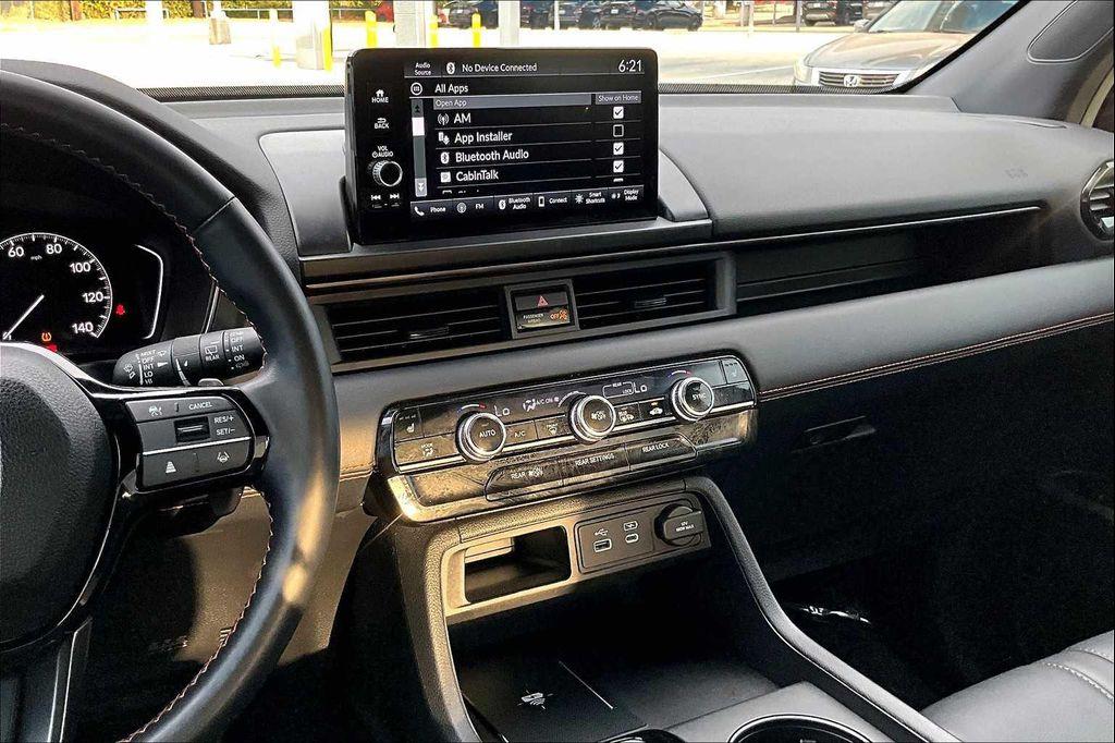 used 2025 Honda Pilot car, priced at $42,984