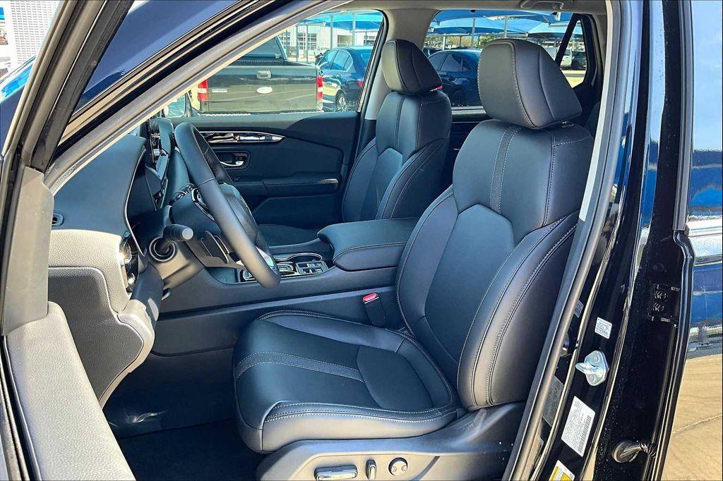 new 2025 Honda Pilot car, priced at $52,995