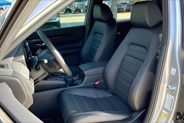 new 2025 Honda CR-V Hybrid car, priced at $39,045