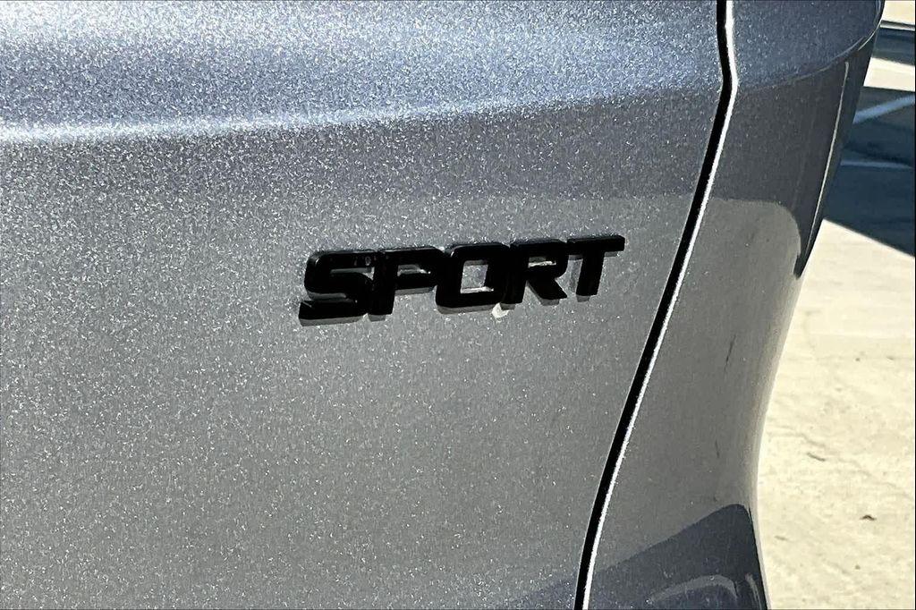 new 2025 Honda CR-V Hybrid car, priced at $35,950