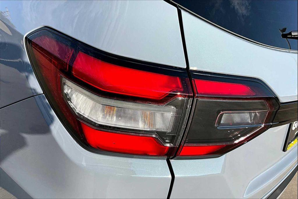 new 2025 Honda Pilot car, priced at $51,350