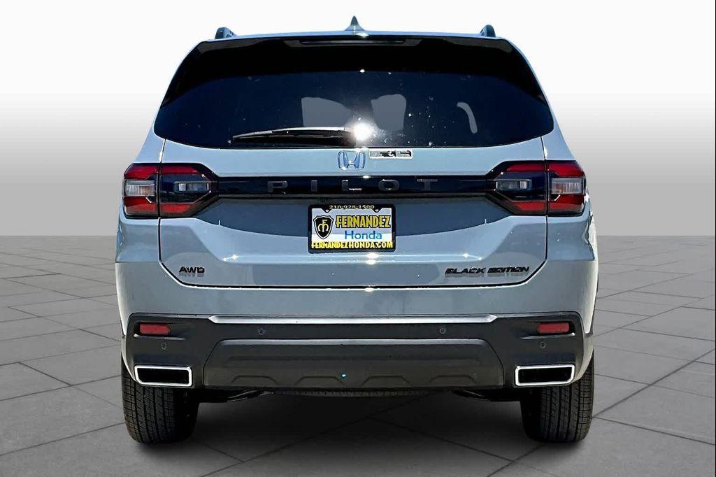 new 2025 Honda Pilot car, priced at $56,485