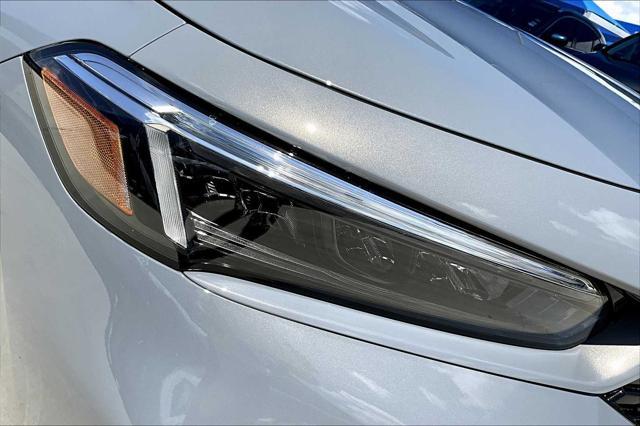 new 2026 Honda Civic Hybrid car, priced at $33,900
