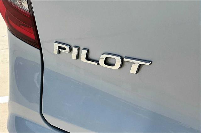 used 2021 Honda Pilot car, priced at $20,691
