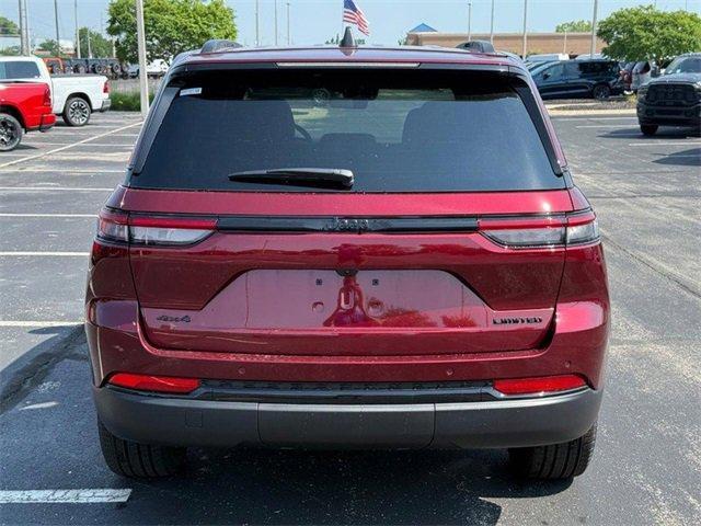 new 2025 Jeep Grand Cherokee car, priced at $48,749
