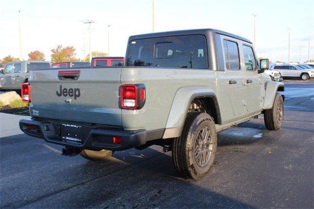 new 2024 Jeep Gladiator car, priced at $44,857