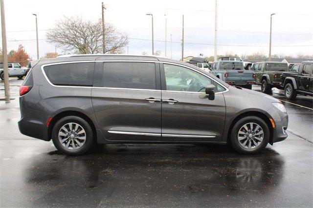 used 2019 Chrysler Pacifica car, priced at $19,032