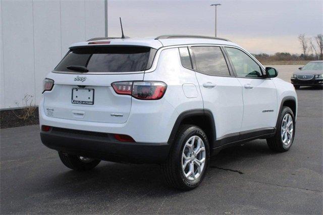 new 2024 Jeep Compass car, priced at $26,817