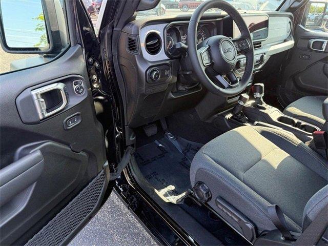 new 2025 Jeep Wrangler car, priced at $44,422