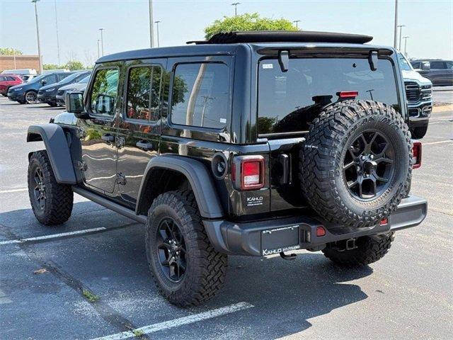 new 2025 Jeep Wrangler car, priced at $47,512