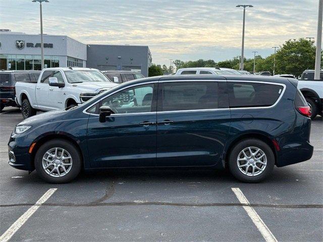 new 2025 Chrysler Pacifica car, priced at $43,141