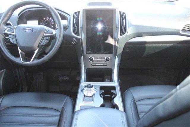 used 2024 Ford Edge car, priced at $29,657