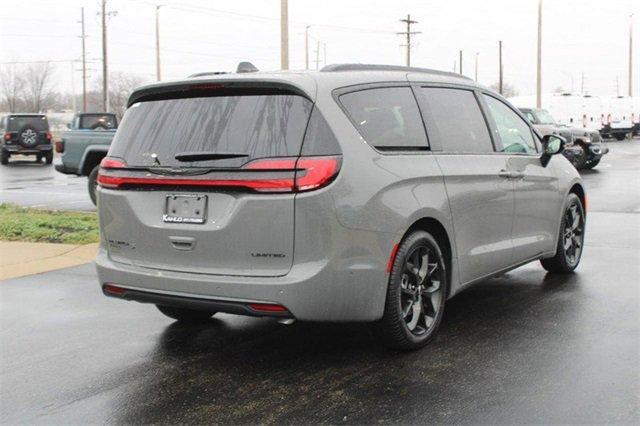 new 2025 Chrysler Pacifica car, priced at $47,700