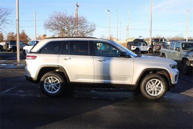 new 2025 Jeep Grand Cherokee car, priced at $40,583