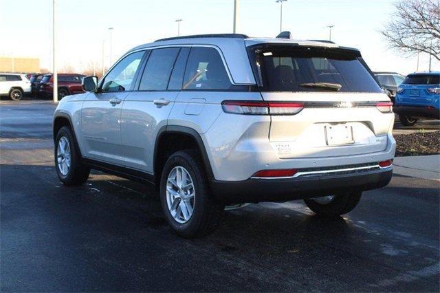 new 2025 Jeep Grand Cherokee car, priced at $40,583