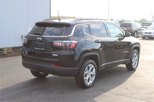 new 2024 Jeep Compass car, priced at $31,221