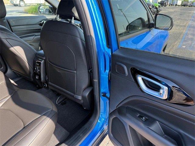 new 2025 Jeep Compass car, priced at $37,089