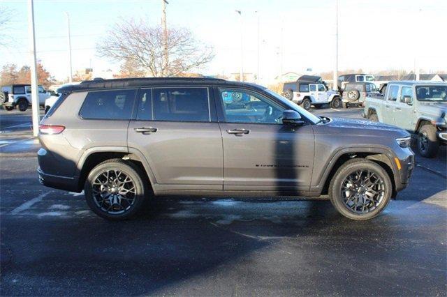 new 2025 Jeep Grand Cherokee L car, priced at $69,740