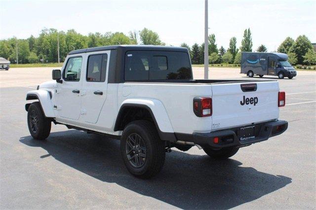 new 2024 Jeep Gladiator car, priced at $42,825