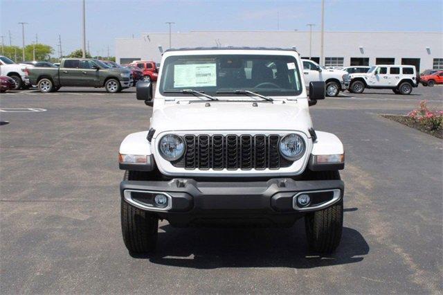 new 2024 Jeep Gladiator car, priced at $42,825