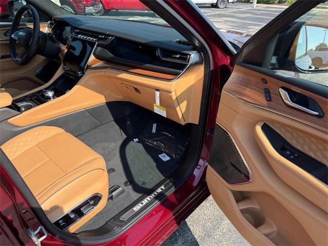 new 2025 Jeep Grand Cherokee car, priced at $63,511