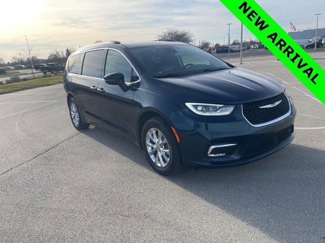 used 2022 Chrysler Pacifica car, priced at $31,581