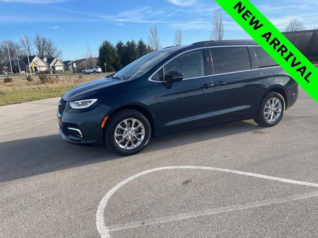 used 2022 Chrysler Pacifica car, priced at $32,183