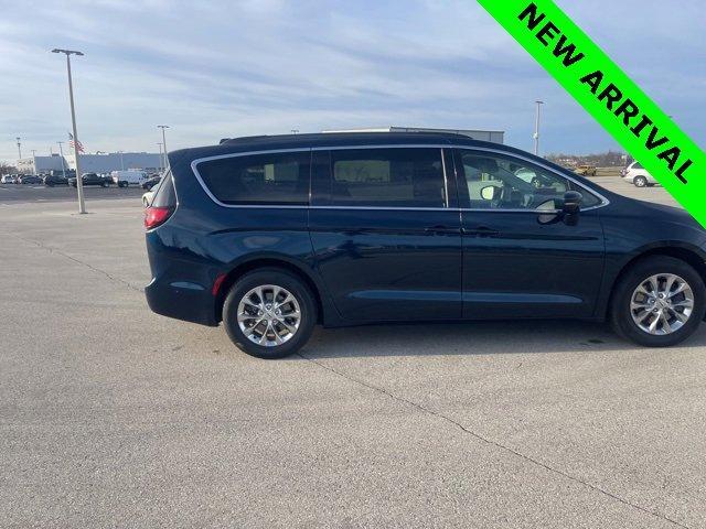 used 2022 Chrysler Pacifica car, priced at $31,581