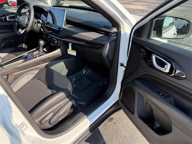 new 2025 Jeep Compass car, priced at $29,905