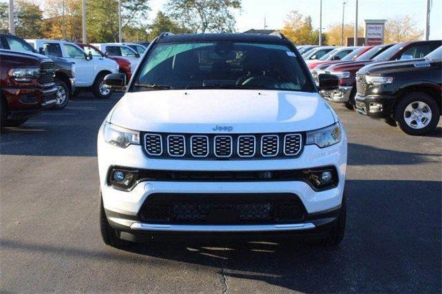 new 2025 Jeep Compass car, priced at $30,555