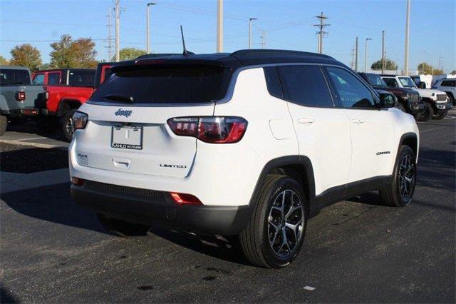 new 2025 Jeep Compass car, priced at $30,555