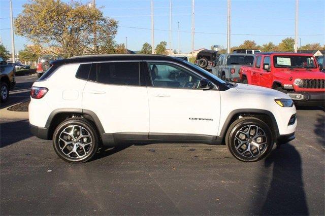 new 2025 Jeep Compass car, priced at $30,555