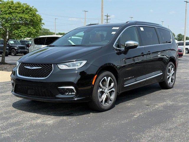 new 2025 Chrysler Pacifica car, priced at $56,767