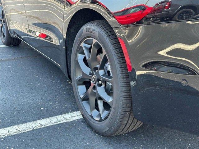 new 2025 Chrysler Pacifica car, priced at $48,749