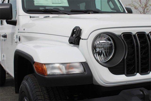 new 2024 Jeep Gladiator car, priced at $43,134