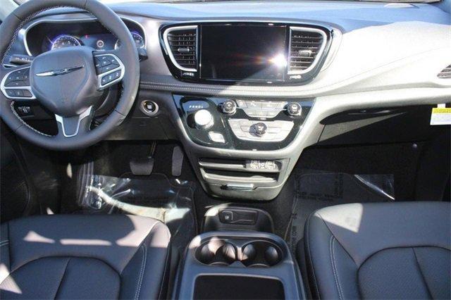 new 2025 Chrysler Pacifica car, priced at $39,849