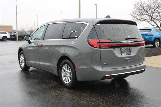 new 2025 Chrysler Pacifica car, priced at $40,723