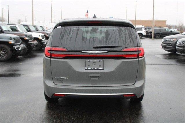 new 2025 Chrysler Pacifica car, priced at $44,903